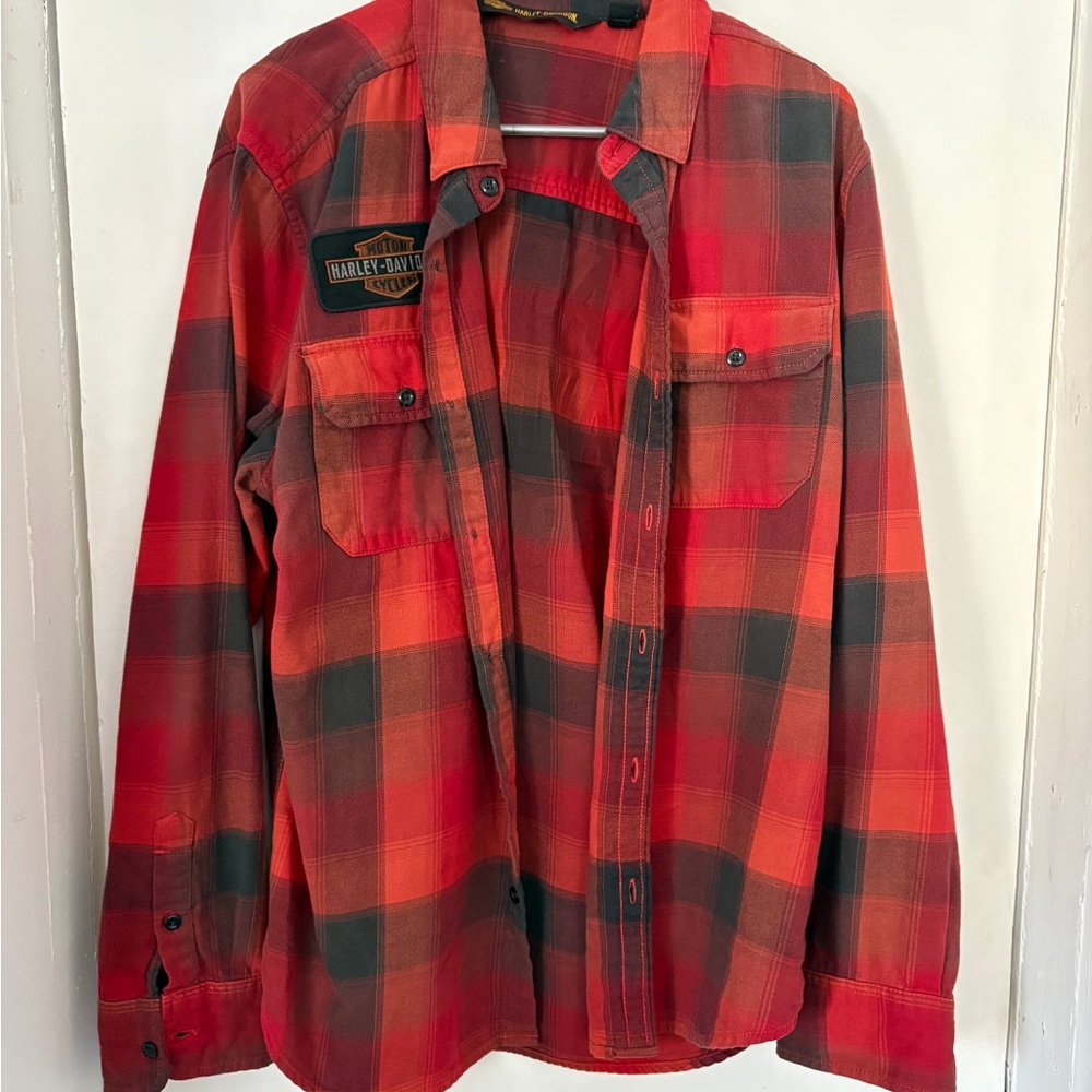 2/25$ Harley-Davidson Men's Red and Black Plaid Shirt